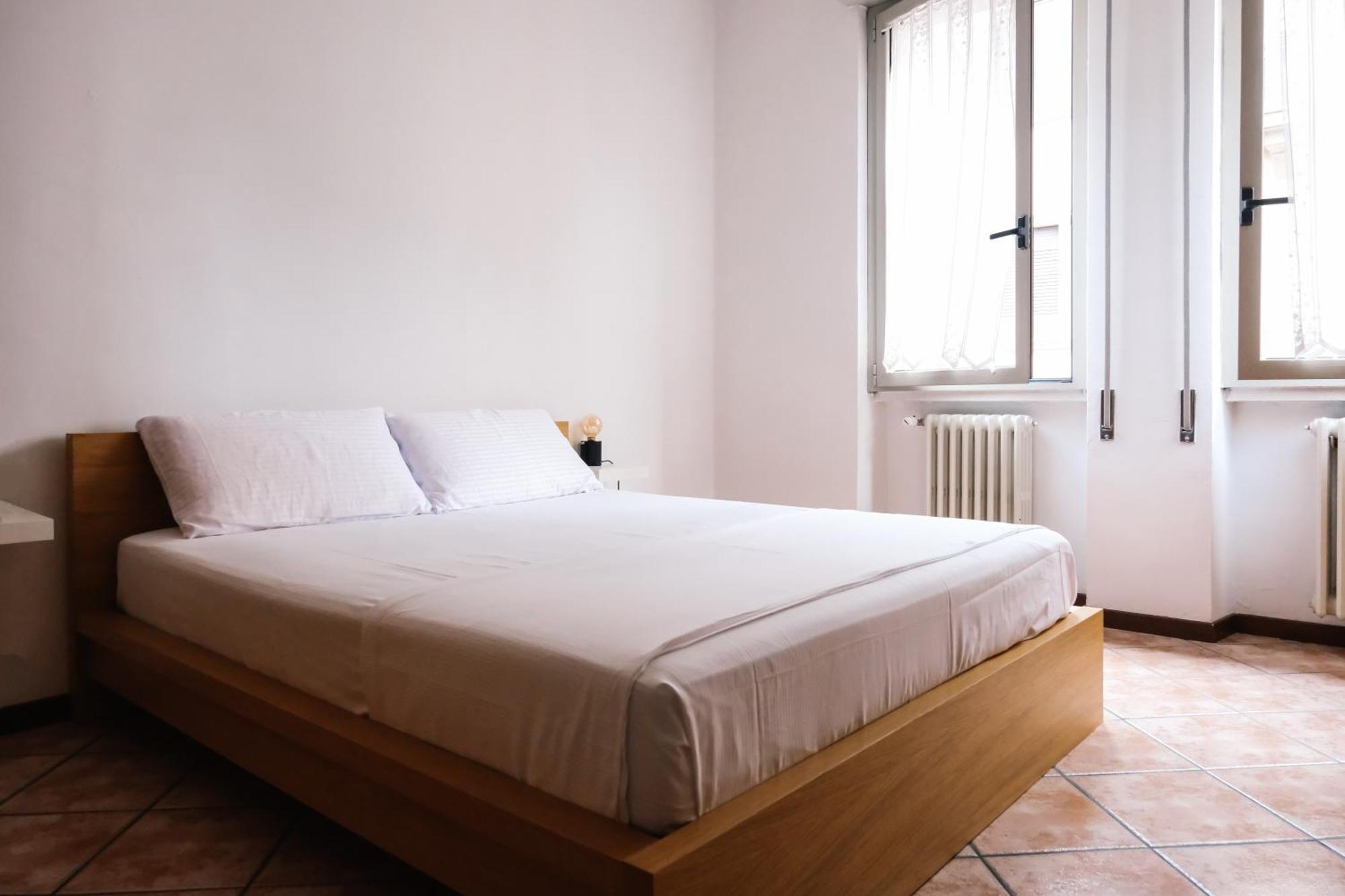 Flora Inn, Paglia 2 - Nel Cuore Del Centro Citta Bergamo Bagian luar foto
